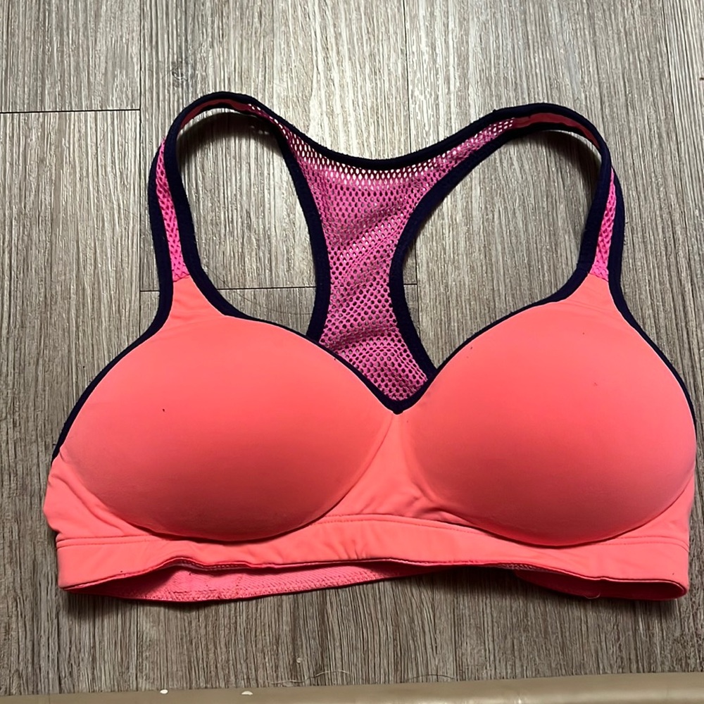 Victoria’s Secret PINK YOGA BRA - Picture 1 of 10